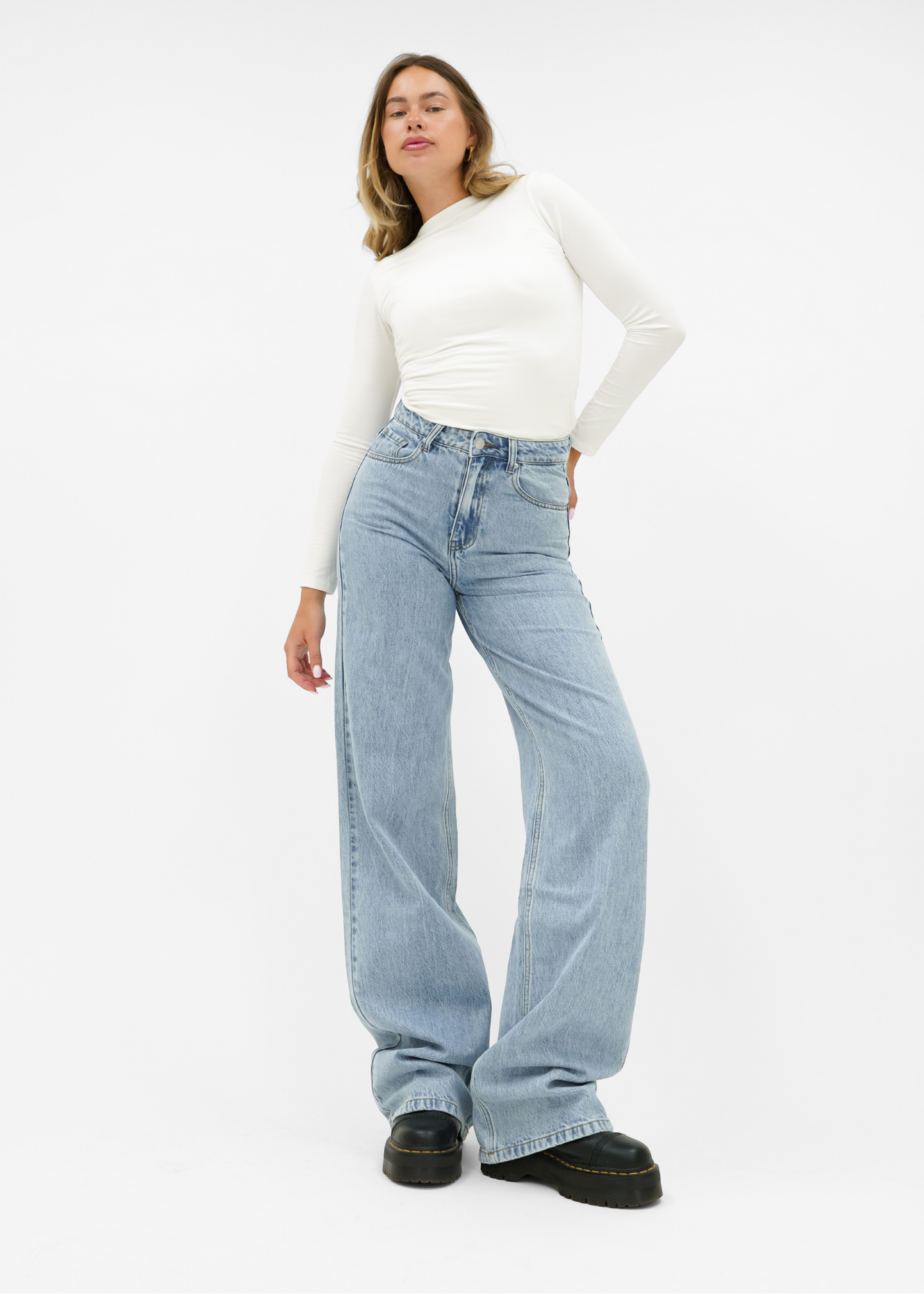 Jeans med hög midja och extra vida ben, klassiskt blå (lång)