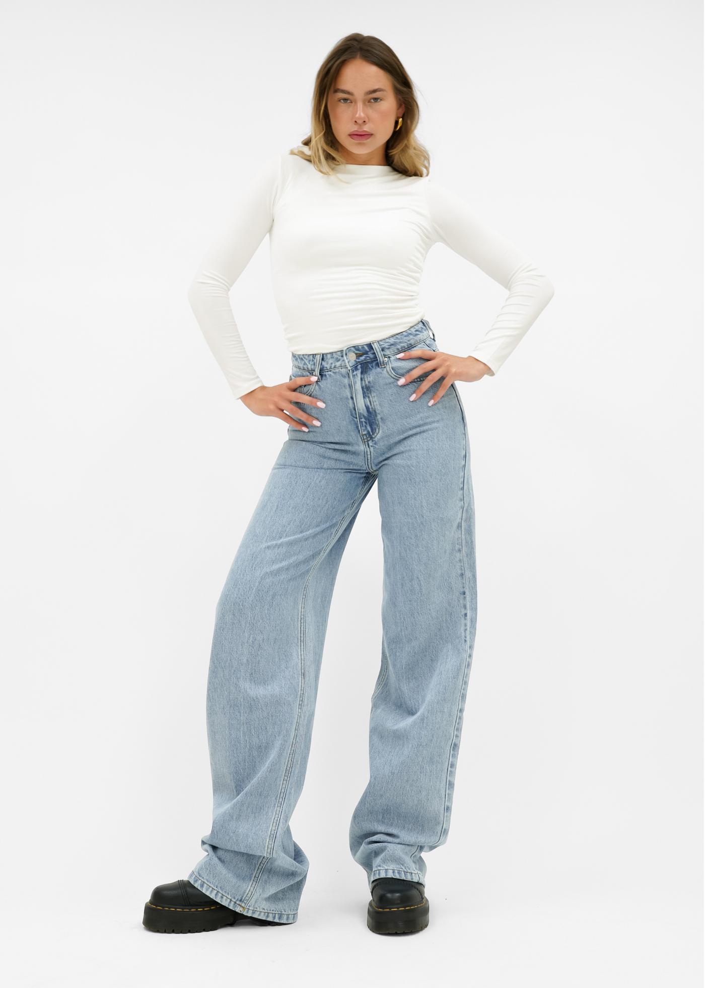 Jeans med hög midja och extra vida ben, klassiskt blå (lång)